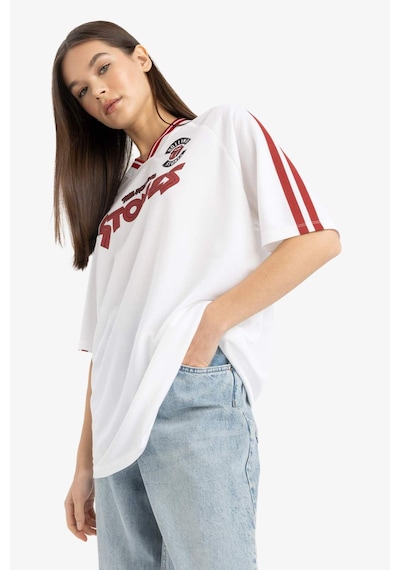 DeFacto Rolling Stones Oversize Geniş Kalıp V Yaka Sırt Baskılı Kısa Kollu Tişört E6139AX25SMWT34