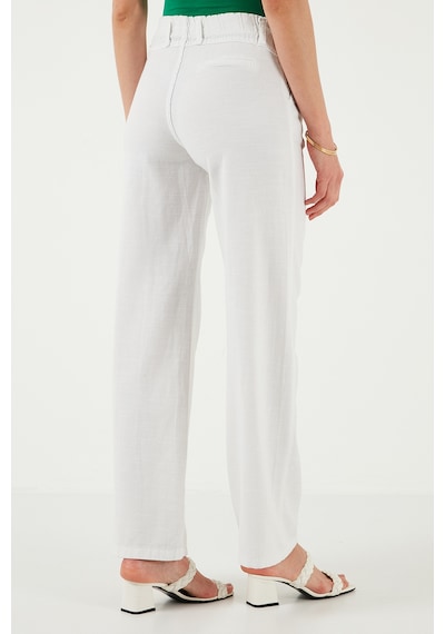 Lela Pamuklu Standart Fit Yüksek Bel Geniş Paça Bayan Pantolon 668Yp5193 Beyaz Lela Pamuklu Standart Fit Yüksek Bel Geniş Paça Bayan Pantolon 668Yp5193 Beyaz