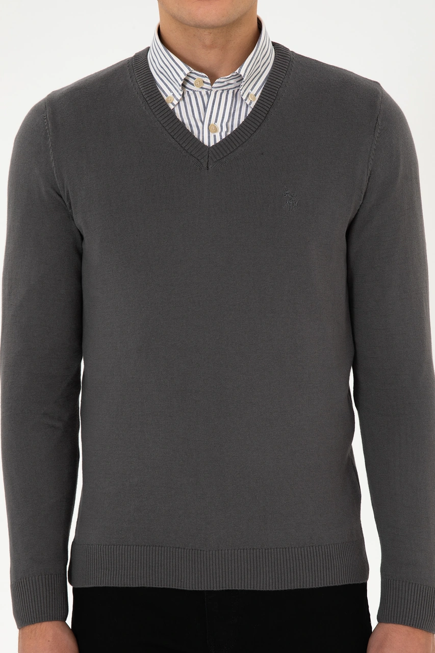 U.S. Polo Assn. Erkek Slim Fit V Yaka Gri Basic Triko Kazak 50313662-VR024