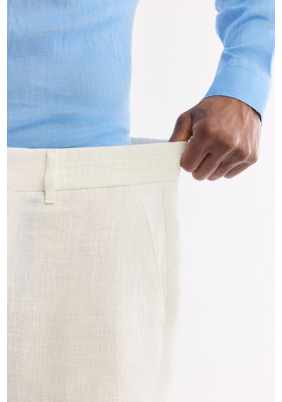 Avva Erkek Beyaz Beli Lastikli %100 Keten Relaxed Fit Şort B003732