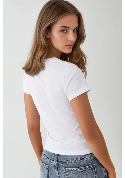 Hiccup Dar Kesim Desenli Yuvarlak Yaka T-shirt Çok Renkli