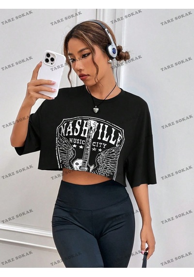 Flood Of Style Crop Ckod-232913 Mektup Grafikli Düşük Omuz Kısa Siyah