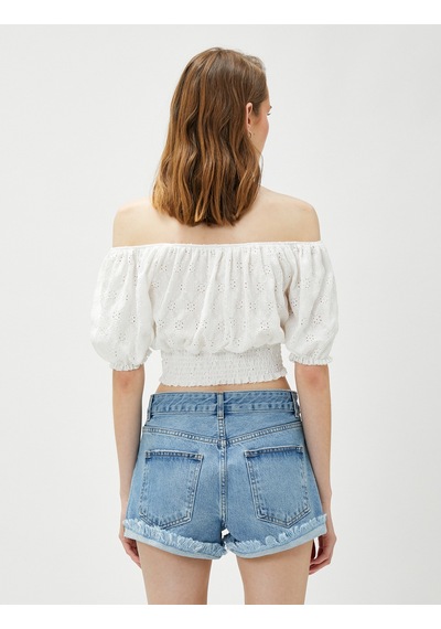Koton Crop Bluz Fisto Gipeli Omzu Açık Beyaz 3sak70022ek Beyaz