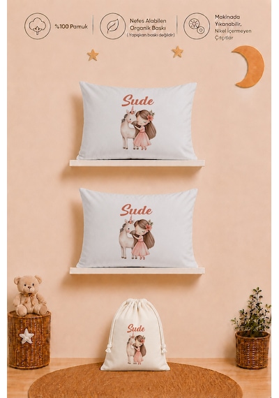İsimli Kız Bebek Hediye Seti 2 Adet 35x45 %100 Pamuk Yastık Kılıfı Ve Ham Bez Kıyafet Kesesi 1105y2kyx