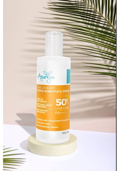 Aselya Akneye Eğilimli Ciltler için Leke Karşıtı Güneş Kremi SPF50+ 100 ML