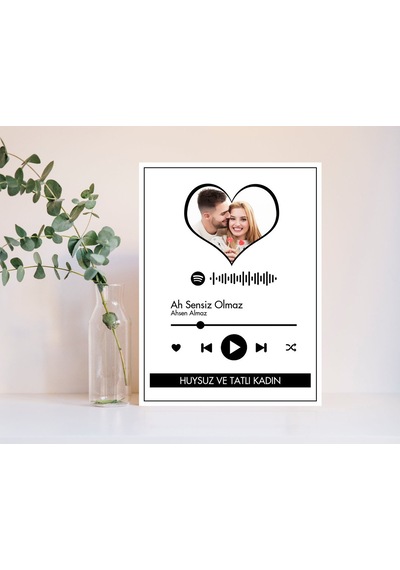 Kişiye Özel Fotoğraflı Spotify Kodlu Huysuz Ve Tatlı Kadın Mesajl