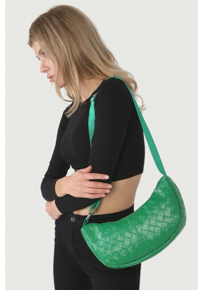 Housebags Yeşil Örgü Görünümlü Yarım Ay Çapraz Askılı Çanta 256 Yeşil