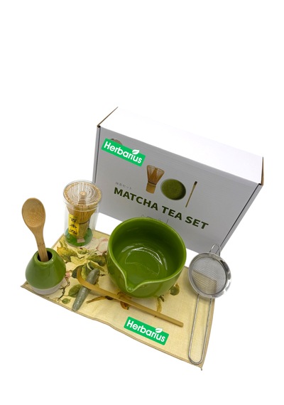 Herbarius 8 Parça Çiçek Desenli Balık Sırtı Kabartmalı Fıstık Yeşili Renk Matcha Çayı Hazırlama Seti - Geleneksel Japon Matcha Seti