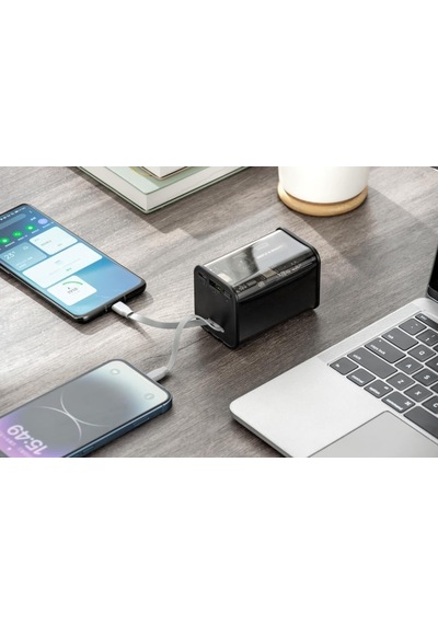 22.5w Hızlı Şarjlı Dahili Type-c Ve Lightning Kablolu 20000 Mah Yüksek Kapasiteli Powerbank Beyaz