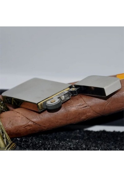Kuboy Vintage Çakmak Benzinli Slim Çakmak Füme Bronz