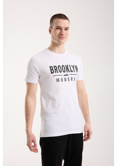 Maximodena Erkek Rahat Kesim Yazı Detaylı T-shirt - Beyaz