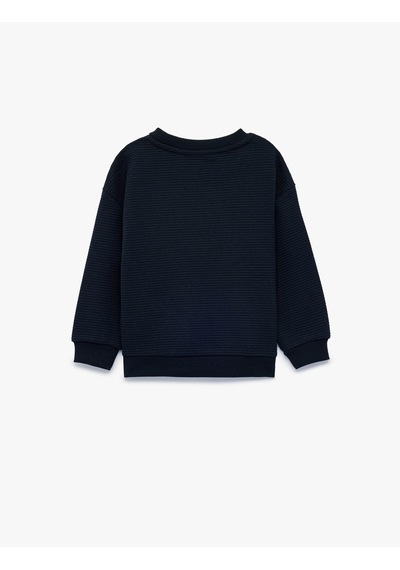Koton Nakışlı Uzun Kollu Bisiklet Yaka Oversize Sweatshirt Lacivert 7wmb10150tk