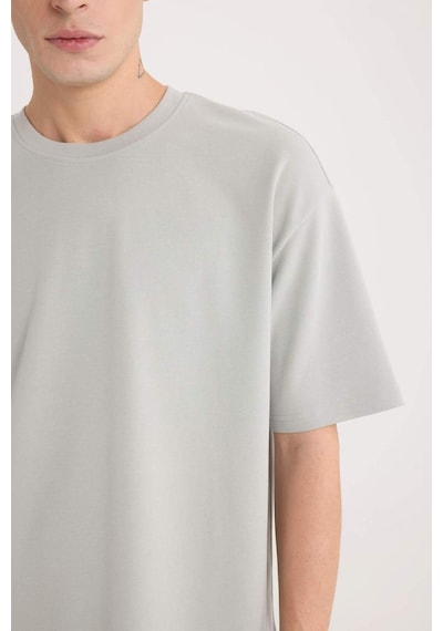 DeFacto Oversize Geniş Kalıp Ütü Gerektirmeyen Bisiklet Yaka Kısa Kollu Basic Düz Ağır Kumaş Tişört X3926AZ25SPGN1255 DeFacto Oversize Geniş Kalıp Ütü Gerektirmeyen Bisiklet Yaka Kısa Kollu Basic Düz Ağır Kumaş Tişört X3926AZ25SPGN1255
