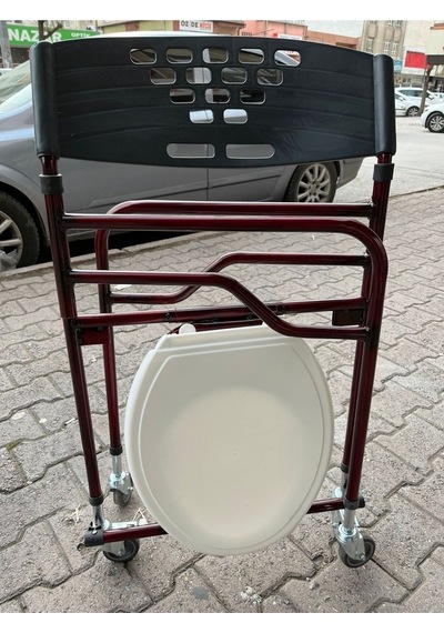 Plastik Kapaklı Tekerlekli Tuvaletli Hasta Sandalyesi