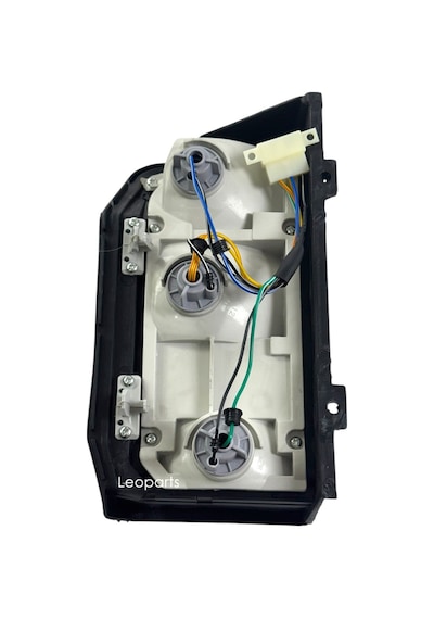 Leoparts Mazda E2200 Stop Lambası Sağ Sarı - Kırmızı 1987-1998 8bs2-51-150