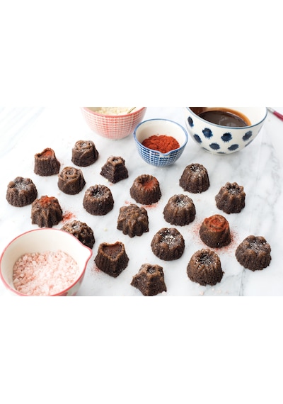 Nordicware 5 Çayı Mini Kek Şekilleri Kalıbı