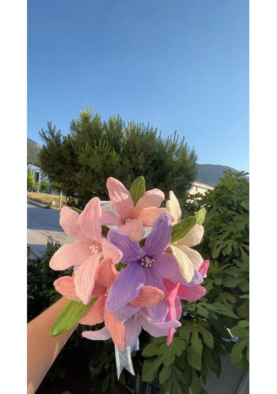 El Yapımı Solmayan Yuvarlak Gelin Buketi Şönil Gelin Buketi Lila Pembe Bridal Bouquet Düğün, Nikah Ve Nişan Çiçeği El Yapımı Solmayan Yuvarlak Gelin Buketi Şönil Gelin Buketi Lila Pembe Bridal Bouquet Düğün, Nikah Ve Nişan Çiçeği