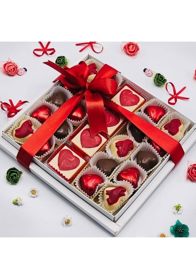 Nin Chocolate Sevgiliye Yaldızlı ve Figür Çikolata 24'lü