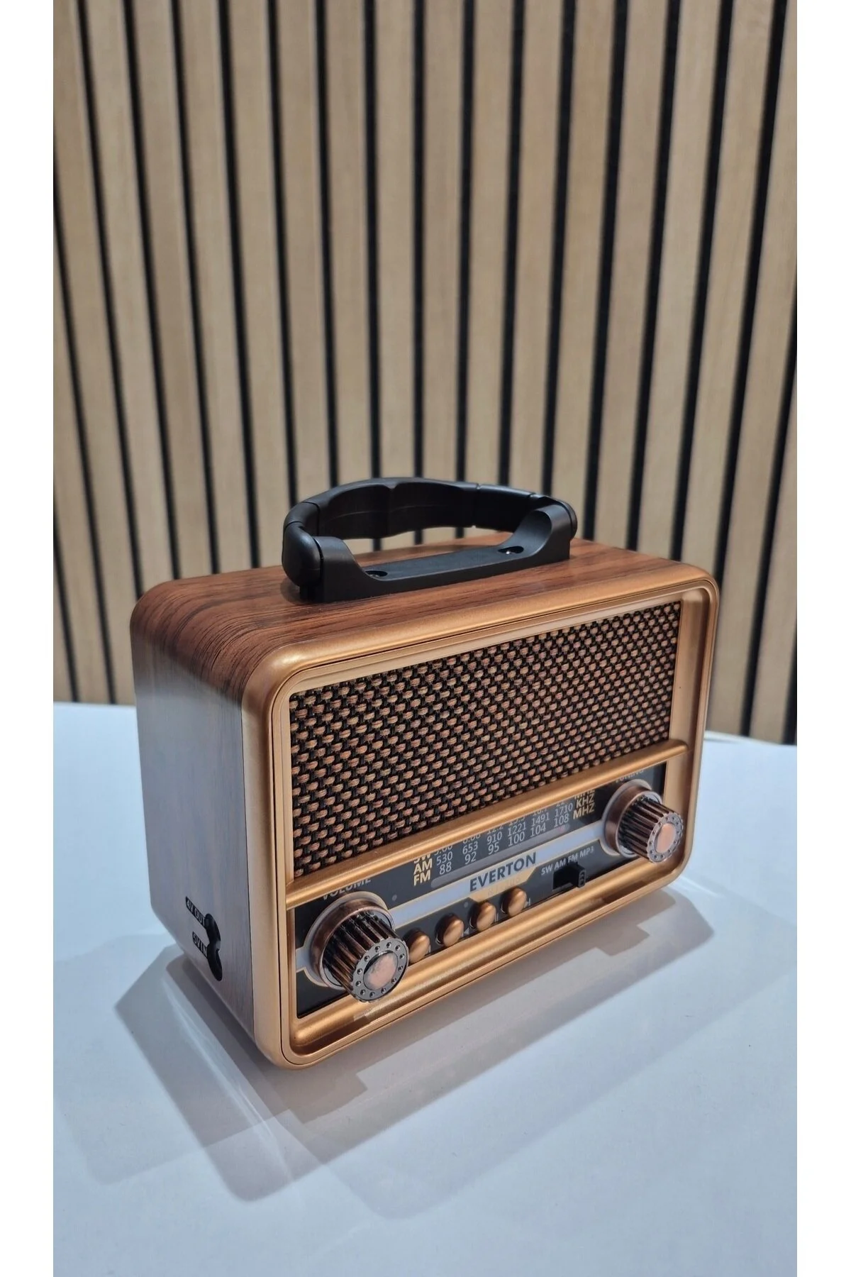 Rt-706 Nostajık Bluethoot Solar Enerjili Radyo Müzik Çalar