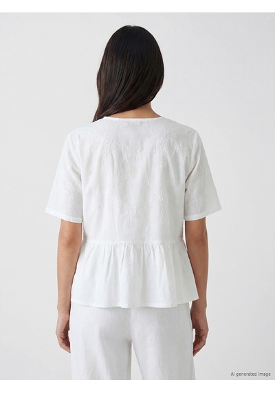 Lcw Everyday Beyaz Bağlamalı Yaka Nakışlı Fırfırlı Bluz