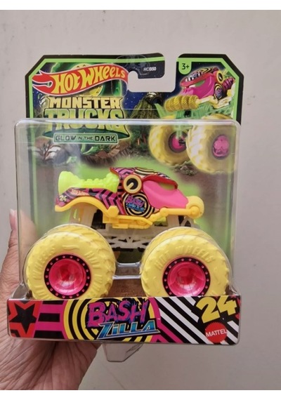 Hot Wheels Dıecast Monster Trucks Bash Zilla Glow In The Dark Nocolor