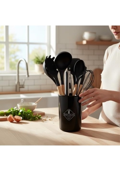 8 Parça Premium Mutfak Seti, Ahşap Saplı Ve Silikon Uçlu, Siyah, Kepçe, Spatula, Çırpıcı, Fırça, Maşa Dahil