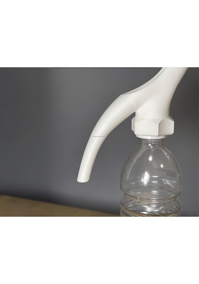 Plastik Şişe Uyumlu 4 Başlıklı Pratik Bitki Sulama Aparatı Bahçe Ve Saksılar İçin Çok Amaçlı 4 Adet