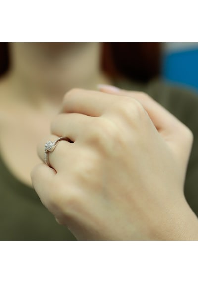 Lova Toplam 0,20 Karat Pırlanta Tektaş Yüzük - 1040091