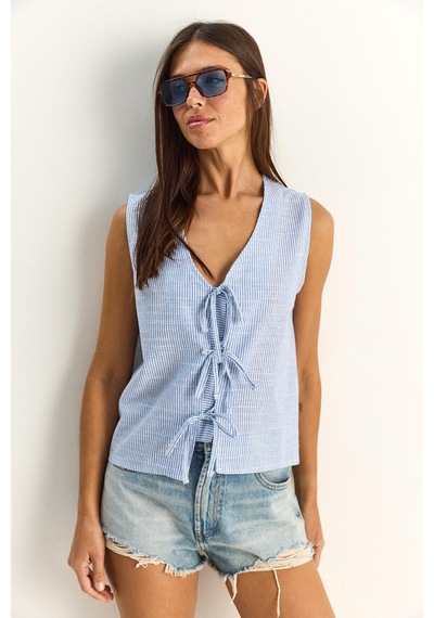 Shade Kadın %100 Pamuk Kalın Askılı Önden Bağlama Detaylı Çizgili Peplum Bluz 60282045 - Beyaz-lacivert Çok Renkli