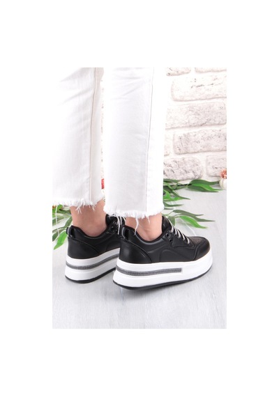 Fort 07319 Flet Taş Aksesuar Bağcıklı Kalın Taban Sneaker Kadın Ayakkabı Siyah - Beyaz Fort 07319 Flet Taş Aksesuar Bağcıklı Kalın Taban Sneaker Kadın Ayakkabı Siyah - Beyaz