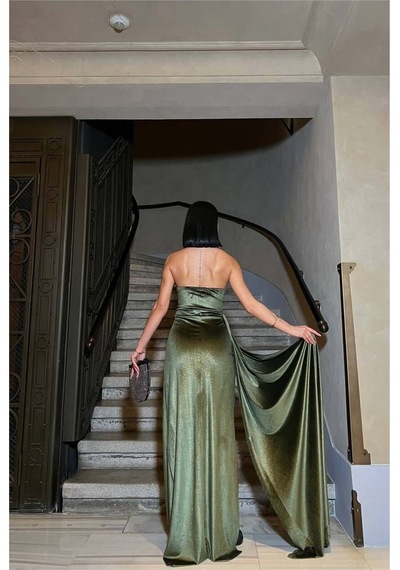 DefyModa Kadın Kadife Kumaş Straplez Yırtmaçlı Maxi Abiye Elbise Haki