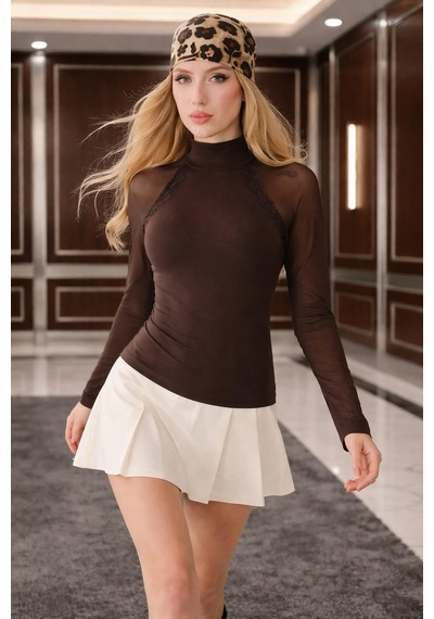Ckm Moda Neriva Tül Detaylı Yarım Balıkçı Slim Fit Bluz Kahve
