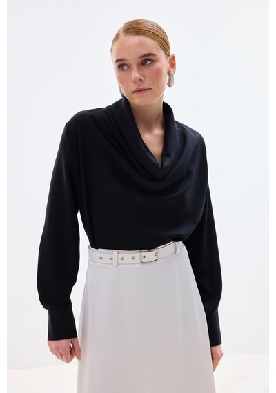Sateen Degaje Yaka Bluz - Siyah-136731 Siyah