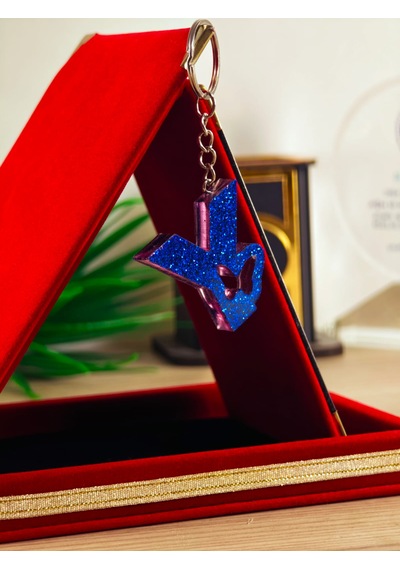 Harfli Anahtarlık Kişiye Özel Yapım Kelebek Desenli Anahtarlık El Yapımı Epoksi Hediyelik Ürün Harf Anahtarlık Bordo