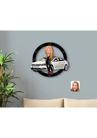 Kişiye Özel Plakalı Kadın Volkswagen Passat Karikatürlü Ahşap Duv