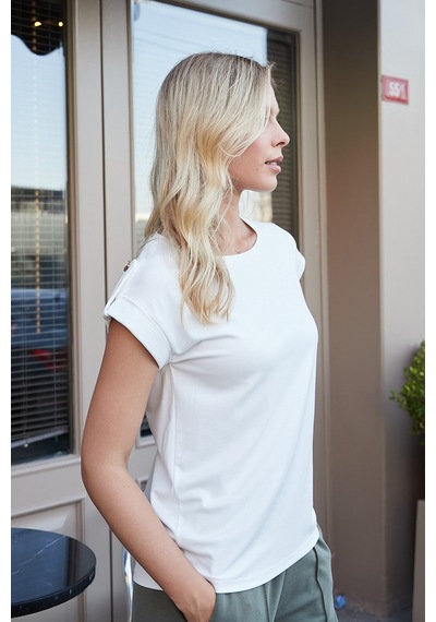 Jument Kadın Kaliteli Likrasız Span Kumaş Geniş Sıfır Yaka Duble Kollu Apoletli Düğmeli T-shirt Bluz-krem Jument Kadın Kaliteli Likrasız Span Kumaş Geniş Sıfır Yaka Duble Kollu Apoletli Düğmeli T-shirt Bluz-krem