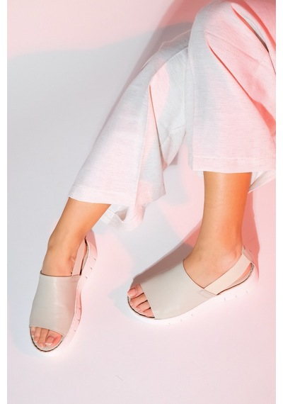 Luvishoes Londoi Bej Cilt Hakiki Deri Lastikli Kadın Sandalet Bej