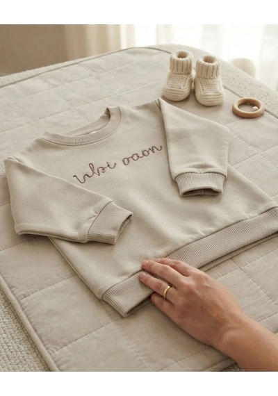 Tuffy Erkek Bebek Sweatshirt Açık Gri Triko Kol Detaylı Saklambaç Temalı