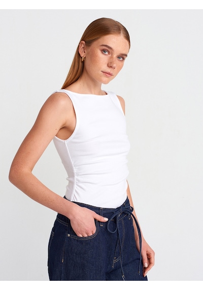 Dilvin 31589 Büzgülü Kayık Yaka Top Beyaz Bluz - 101a31589