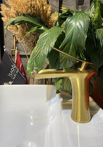 İsaoğlu Yapı Mat Gold Lavabo Bataryası Şelale Lavabo Musluğu Mat Altın Naturel Akışlı Batarya Gold