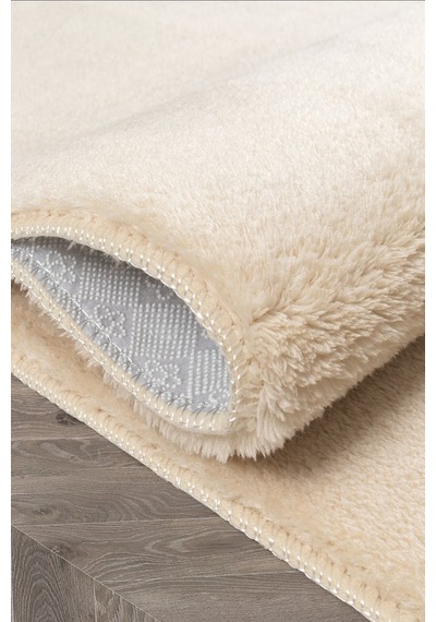 Valeryhome Vl Comfort Peluş Halı Beyaz Düz Saçaklı Bej Saçaksız