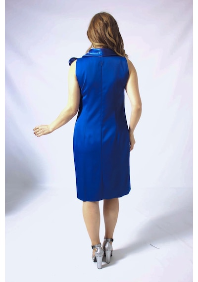 Moda Berray 986 Sax Yakası Organze Fiyonk Broşlu Saten Kısa Büyük Beden Elbise Sax Saks Mavi Moda Berray 986 Sax Yakası Organze Fiyonk Broşlu Saten Kısa Büyük Beden Elbise Sax Saks Mavi