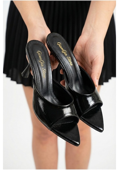 Giamgia Store Kadın Rugan Sivri Burun Tek Bantlı İnce Topuklu Stiletto Terlik Abiye Ayakkabı-2281 Siyah Yankee Giamgia Store Kadın Rugan Sivri Burun Tek Bantlı İnce Topuklu Stiletto Terlik Abiye Ayakkabı-2281 Siyah Yankee