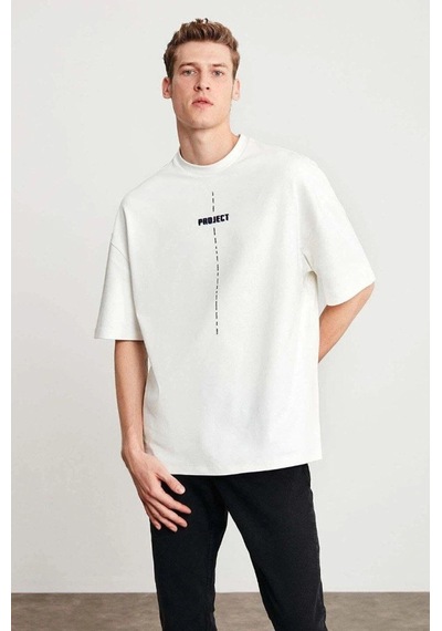 Zenna Tarz Unisex Baskılı Oversize T-shirt - Beyaz