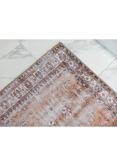 Solgun Turuncu Ve Krem Eskitme Çiçekli Vintage Halı - Al159ou