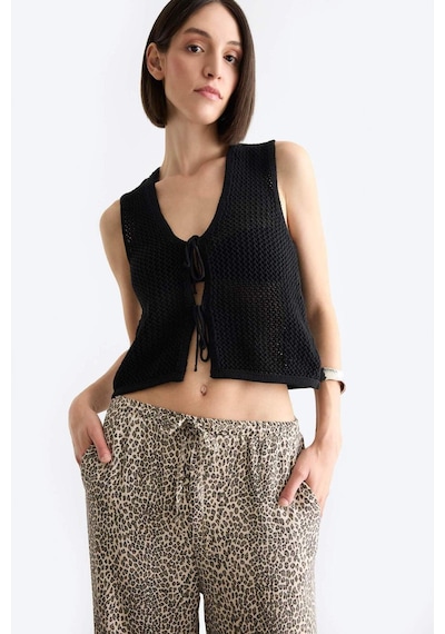 Defacto Regular Fit V Yaka Önden Bağlamalı Bluz E9864ax25smbk34 Siyah