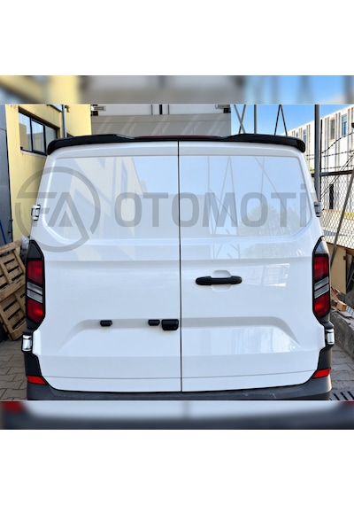 Volkswagen Transporter T7 Bagaj Üstü Spoiler Parlak Siyah Çift Bagaj Kapaklı 2025 Model Ve Sonrası