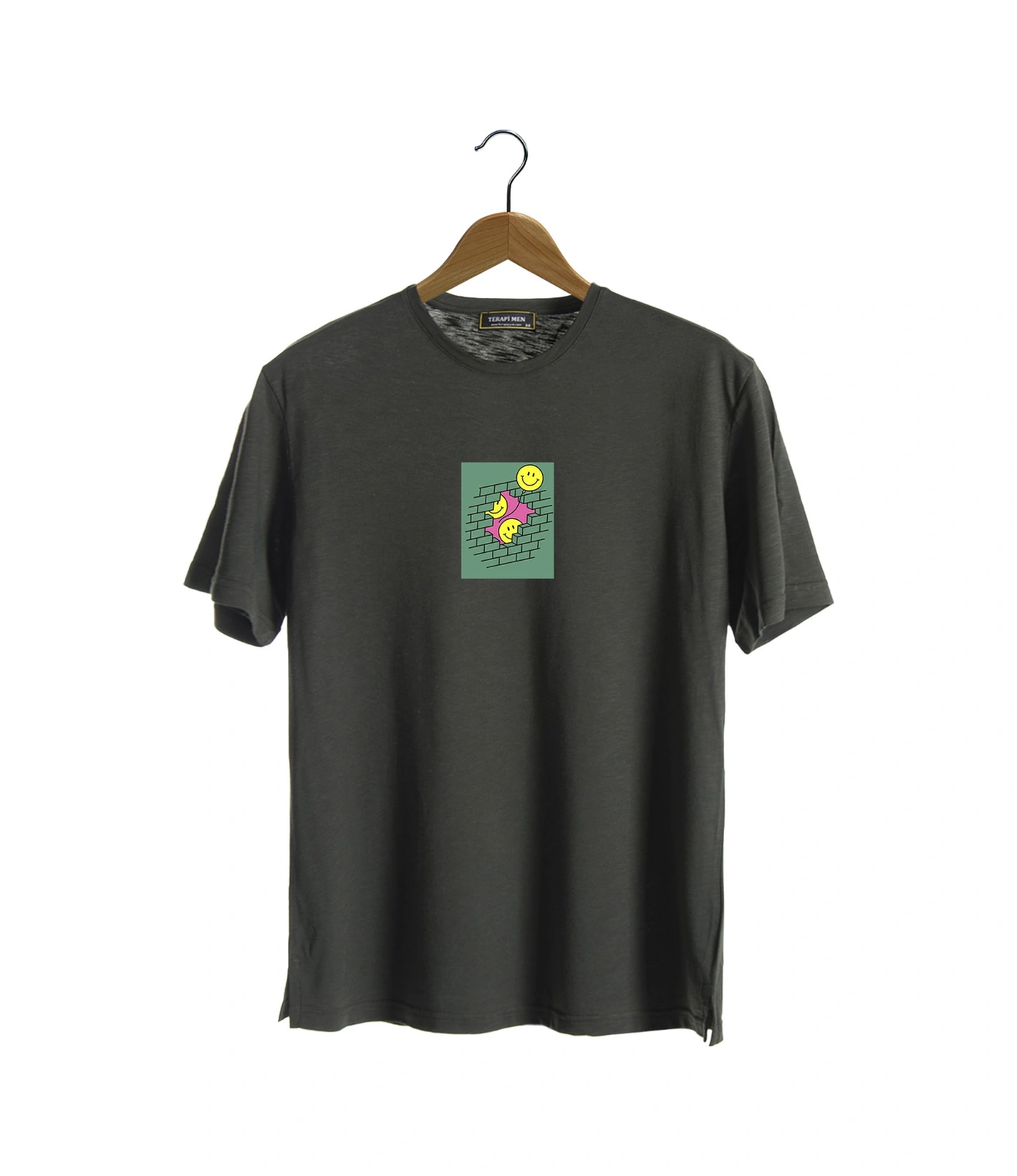 Veaven Unisex Koyu Yeşil Bisiklet Yaka Önü Smiley Baskılı Oversize T-shirt Koyu Yeşil Veaven Unisex Koyu Yeşil Bisiklet Yaka Önü Smiley Baskılı Oversize T-shirt Koyu Yeşil