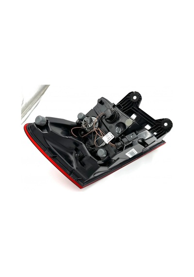 Stop Lambası Dış Sağ Vw Fabıa Bm 22- Oem No: 6ve945096