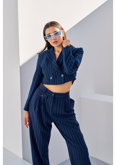 Quzu Çizgi Detaylı Crop Ceket Lacivert